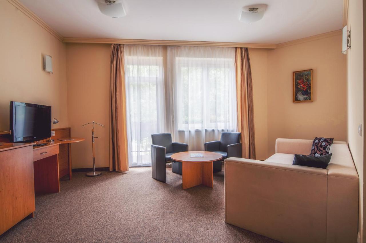 Granada Conference, Wellness And Sport Hotel 케치케메트 외부 사진